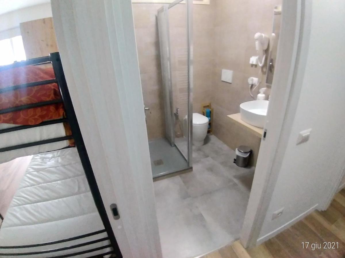 Cornizzolo Bed Breakfast Suello Екстер'єр фото