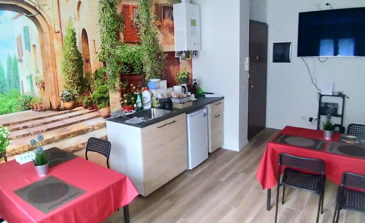 Cornizzolo Bed Breakfast Suello Екстер'єр фото